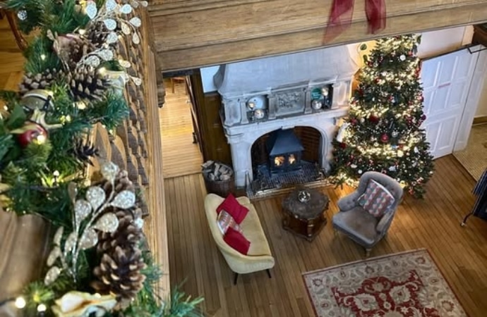 WReath making in Bristol at Berwick Lodge