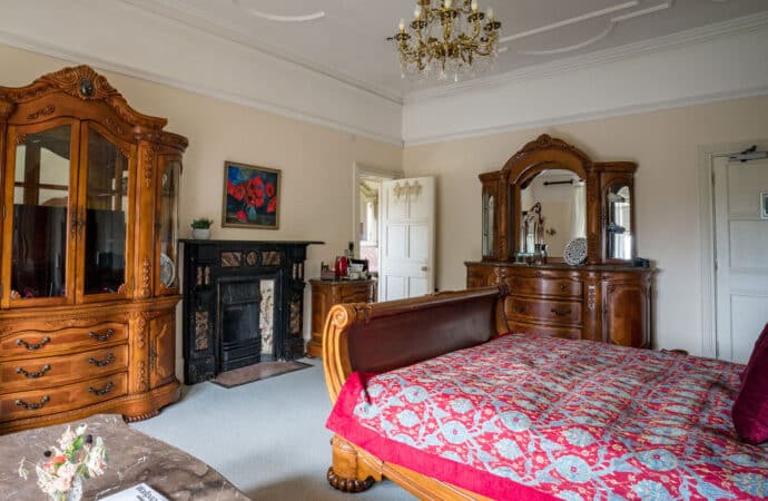 Bedrooms bathrooms and suites at Berwick Lodge near Bristol